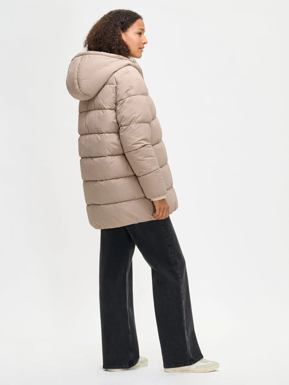 beige