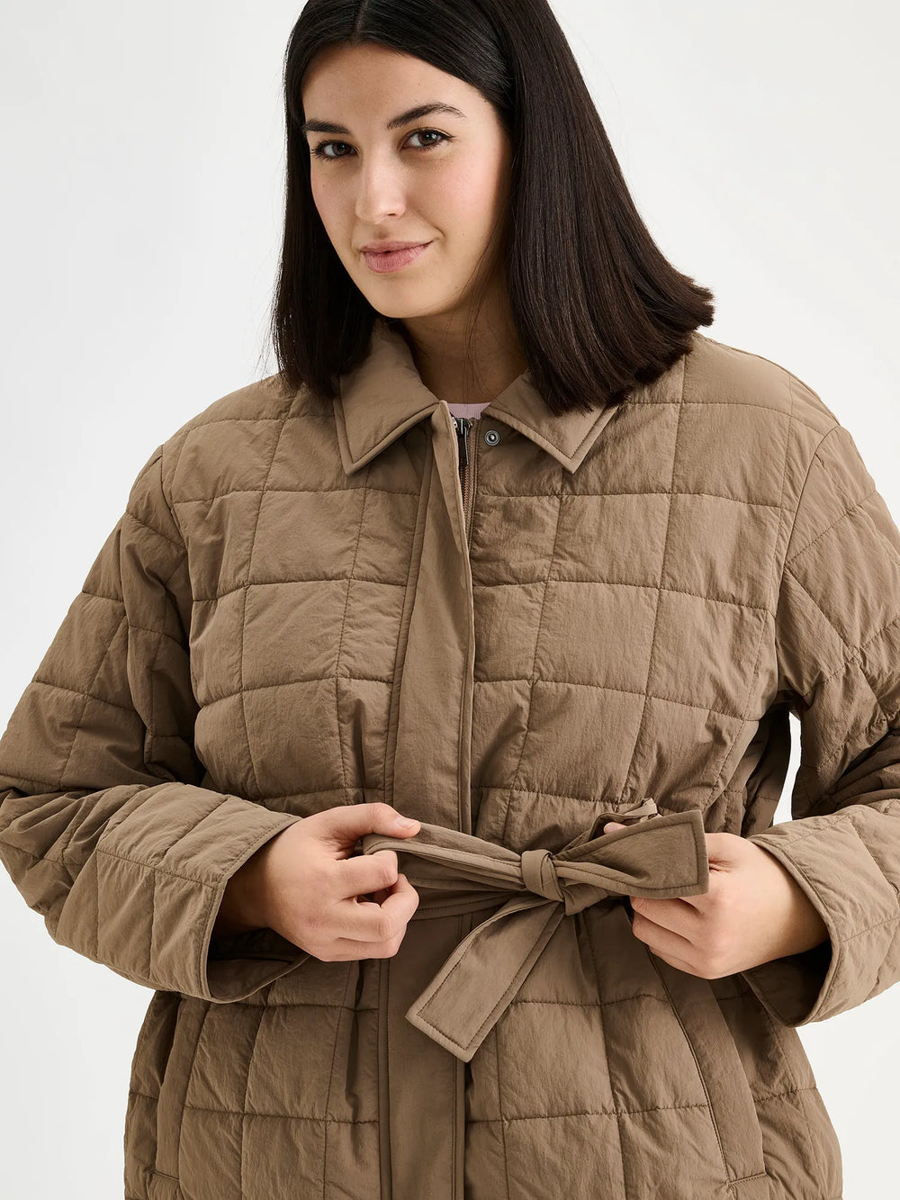 beige