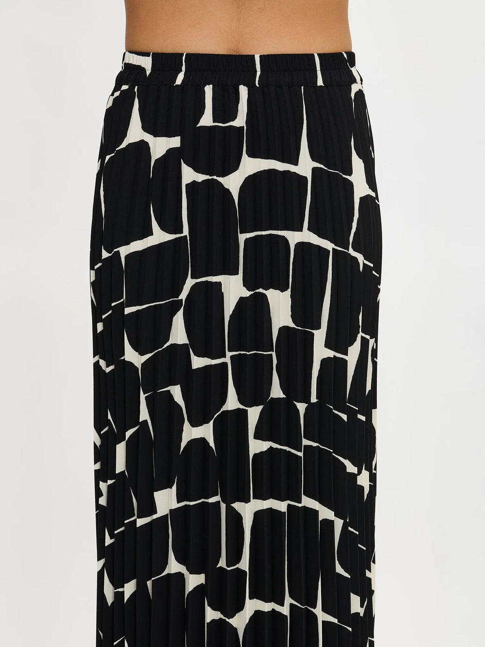 Black-white